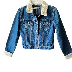 Vintage y2k Sherpa trimmed Cropped Denim Jacket.